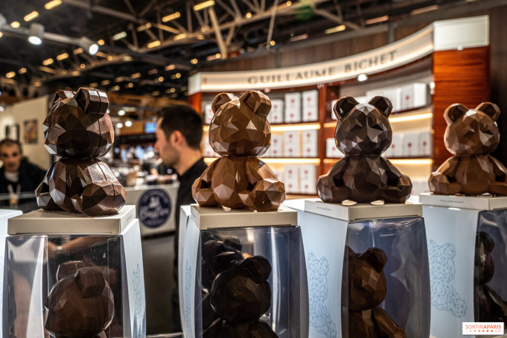 811104-le-salon-du-chocolat-2022-les-photos ourson choco La Maison Cyril Lignac au Salon du Chocolat 2026